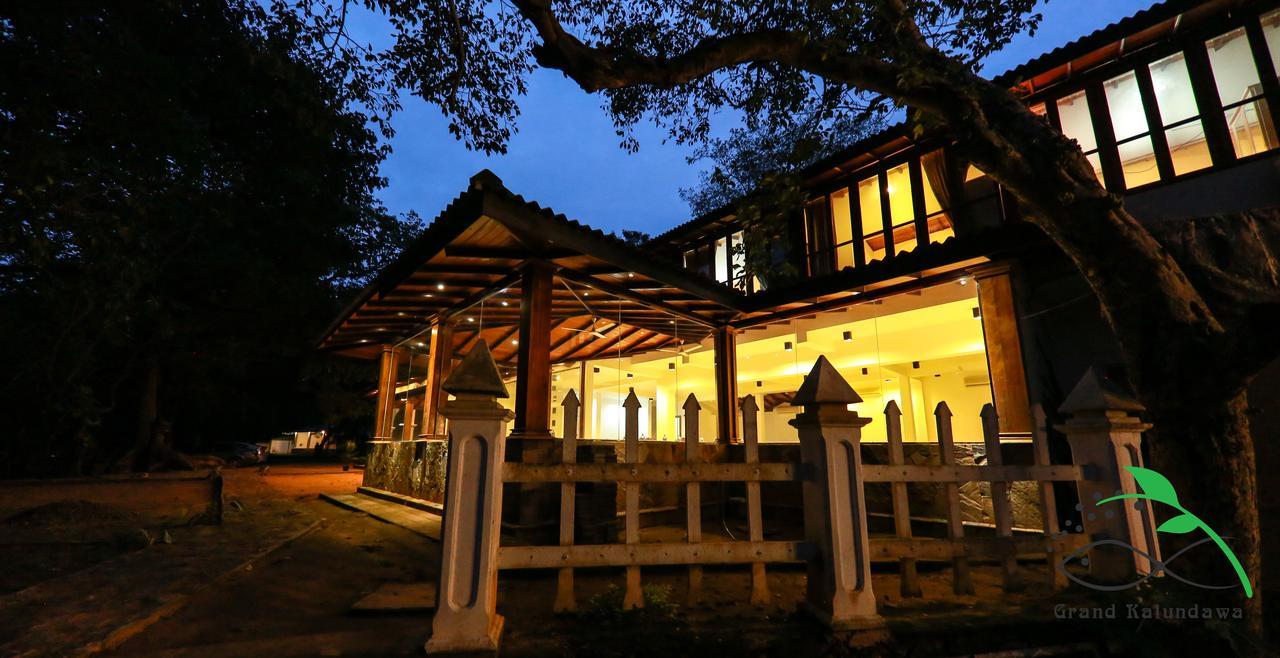 Grand Kalundawa - Dambulla'S Hidden Secret Hotel Exterior photo